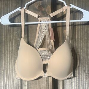 Elegant Lace Racerback Bra in Beige